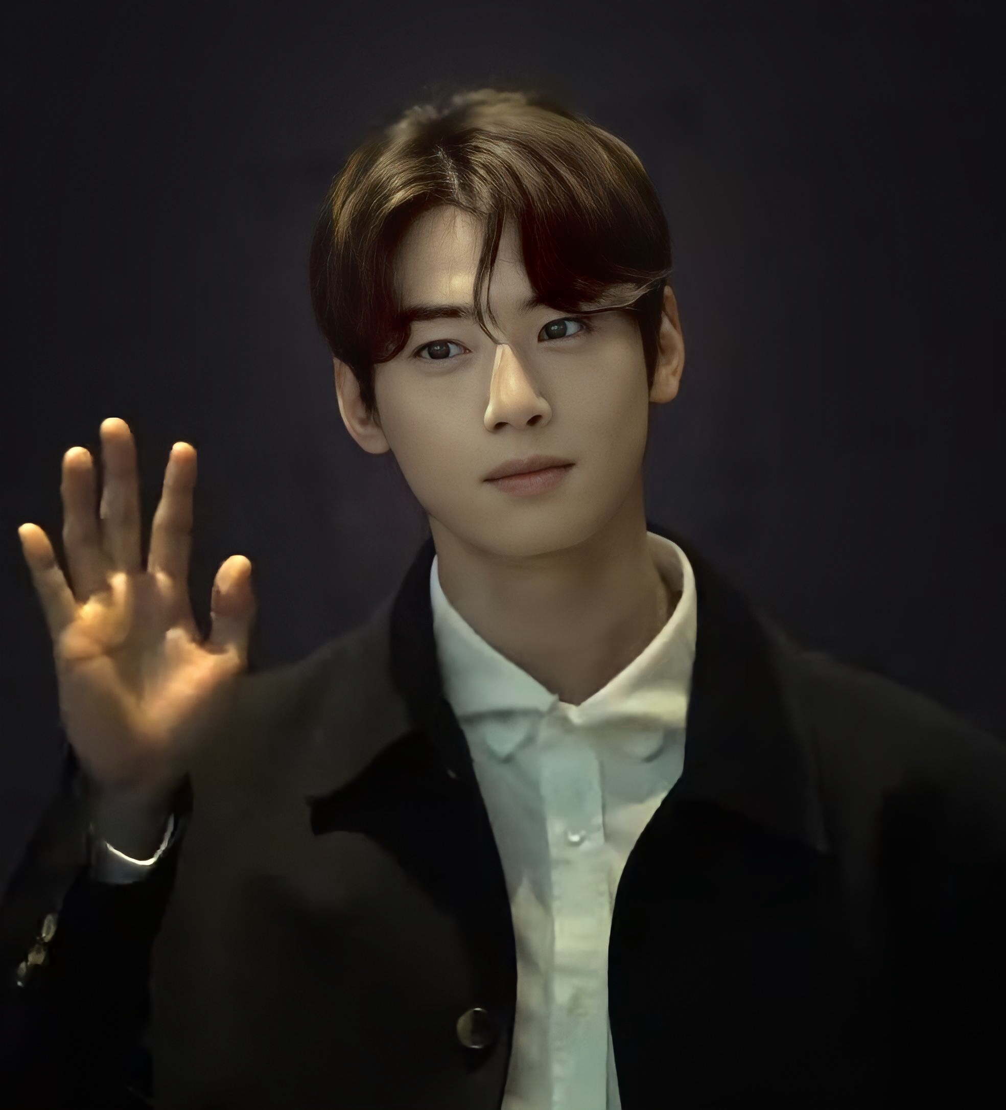 Cha Eun-woo at a public appearance in April 2023.