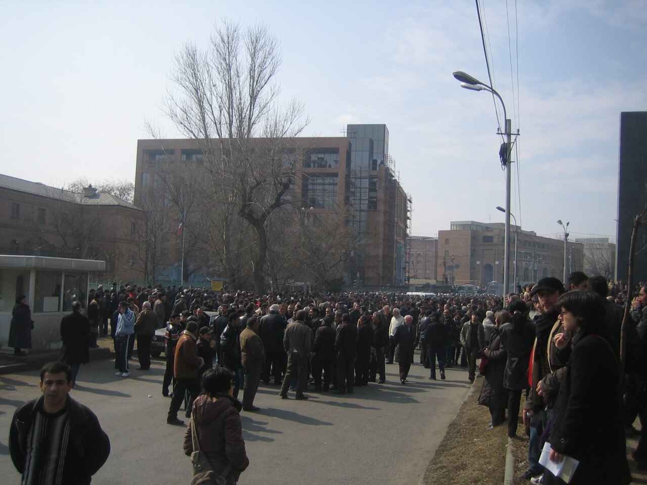 Context image: peaceful demonstration crowd.