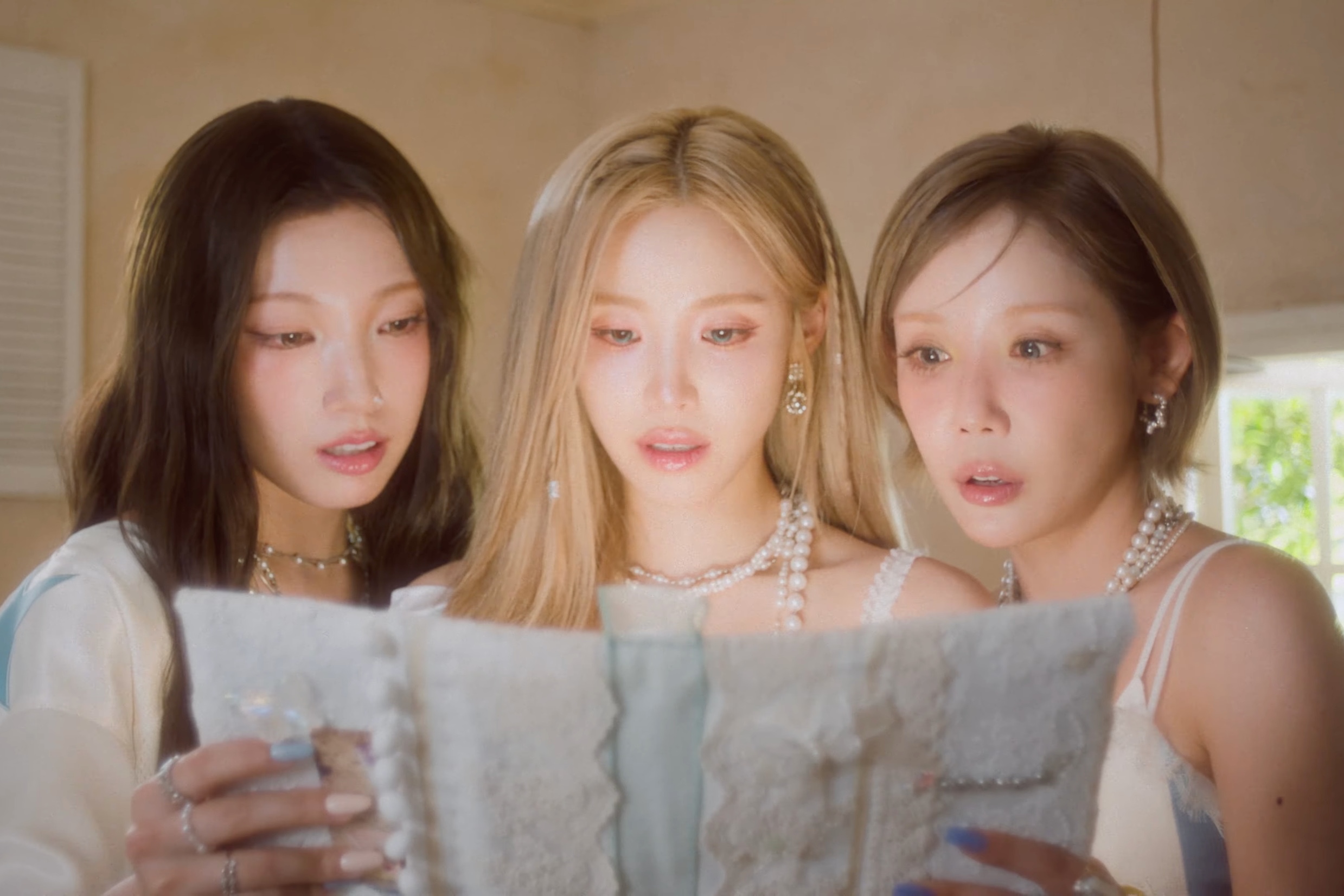 Secret in the Ice Cream music video comeback release.