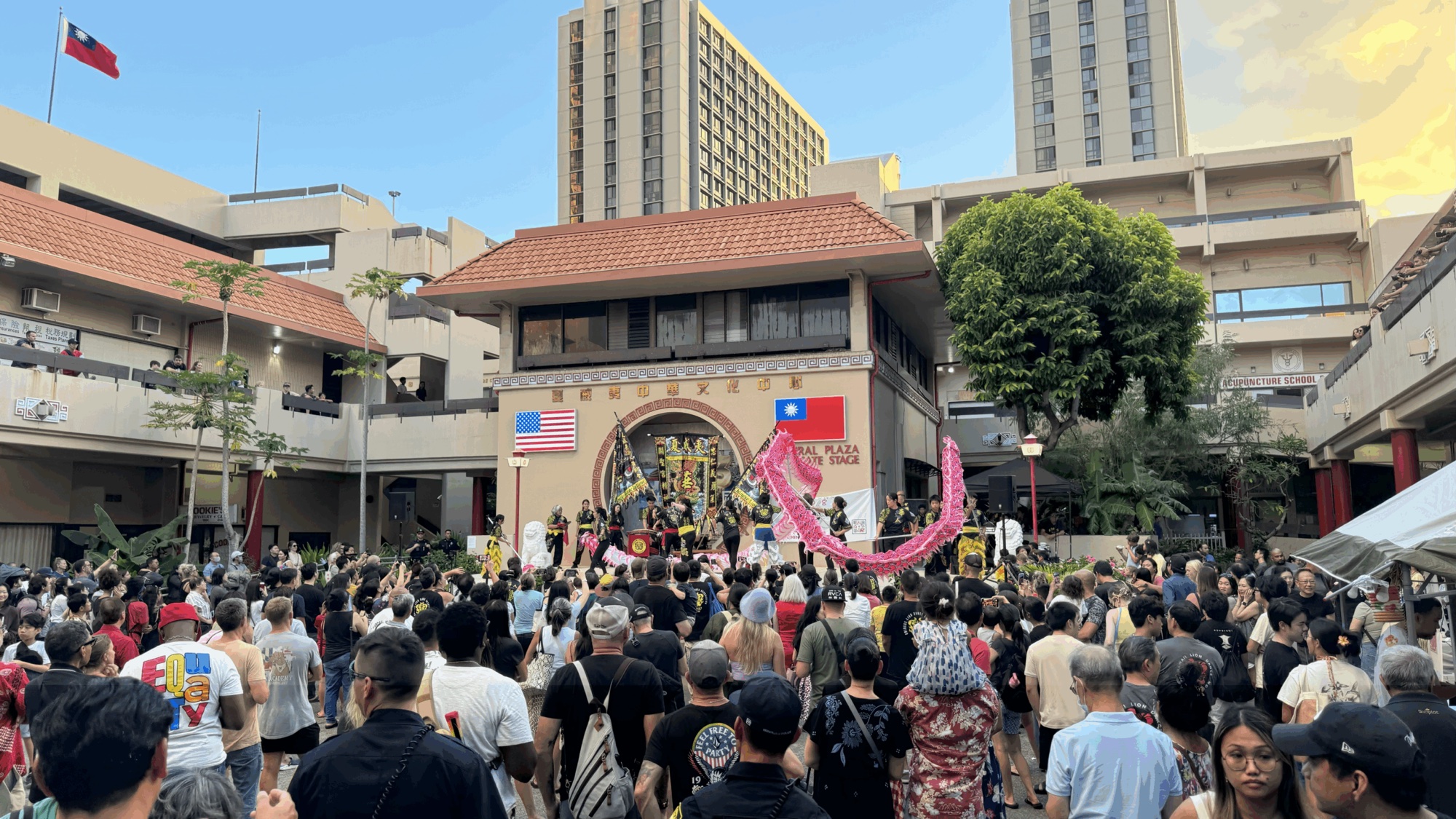 Honolulu Mid-Autumn Festival lanterns and crowd in Chinatown.