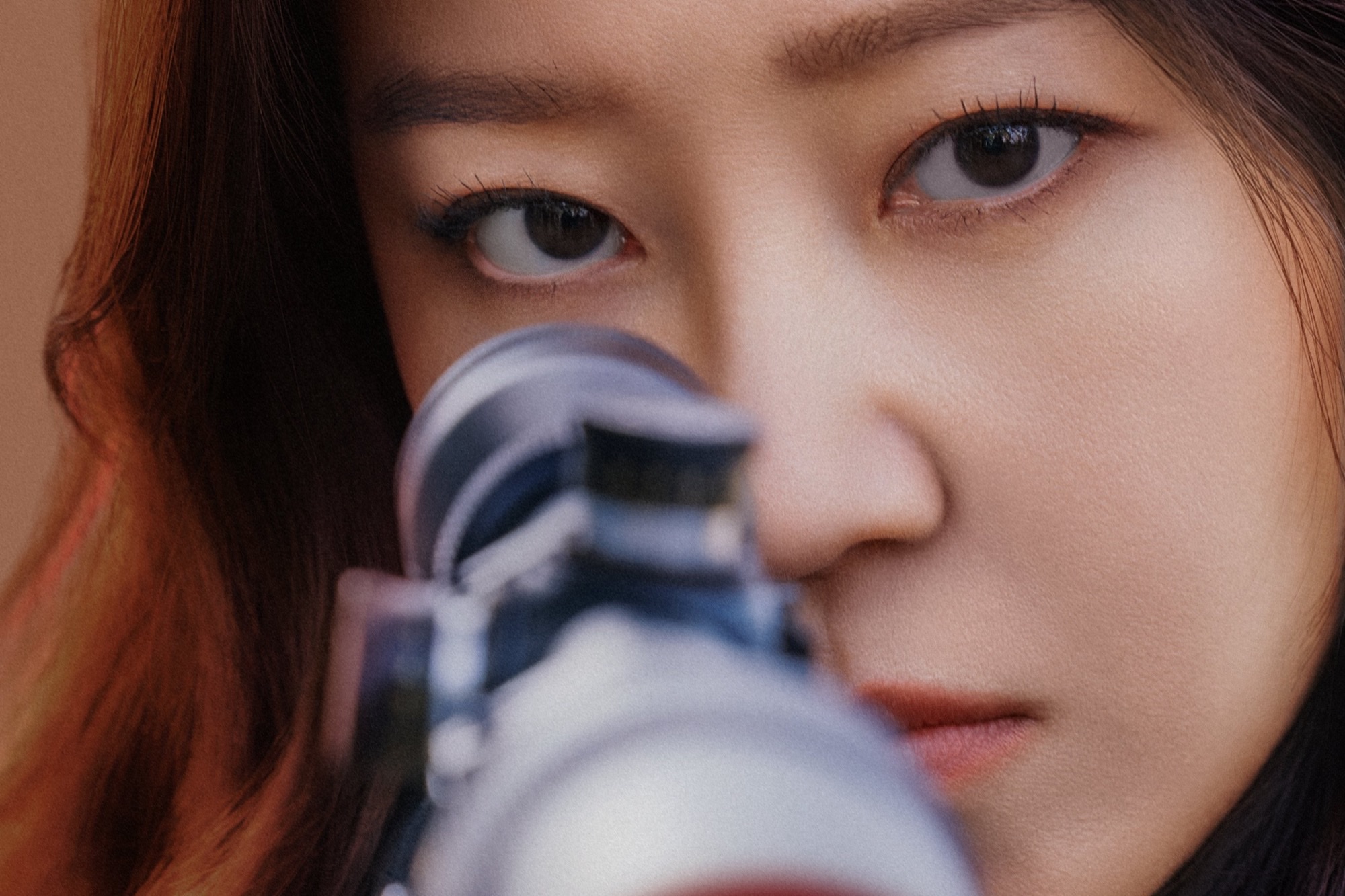 Gong Hyo-jin in a promotional still for MBC drama Married Woman Killer, also titled A Bona Fide Killer.