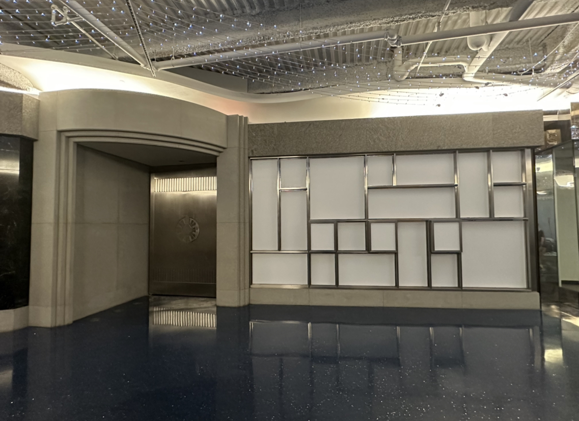 Context image: luxury shopping mall interior.