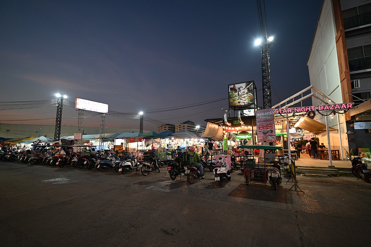 Context image: night market food stalls.