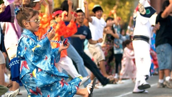 Bon odori dancers at West Los Angeles Buddhist Temple Obon.